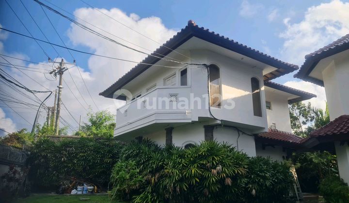 Spacious House With Ocean View At Nusa Dua
