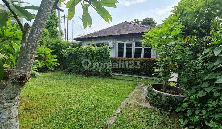 Villa, Office And Spacious Land At Sanur  1