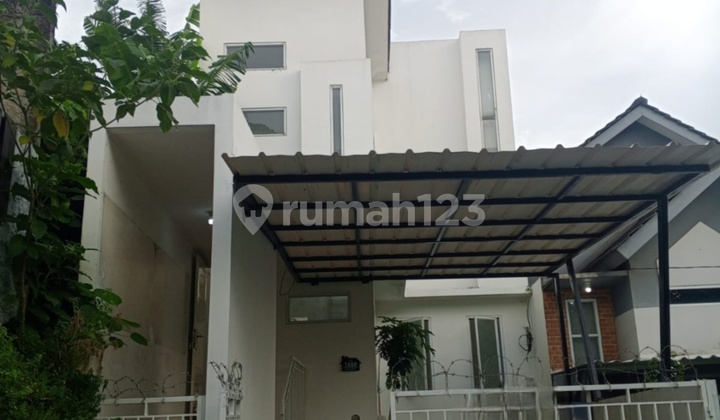 Jual Cepat Rumah Bukit Nusa Indah Rapih Siap Huni 2 Lantai Ciputat Tangerang Selatan