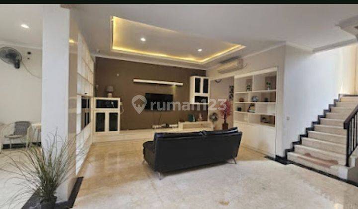 Rumah Cantik Interior Bagus Fully Furnished The Green Bsd City  2