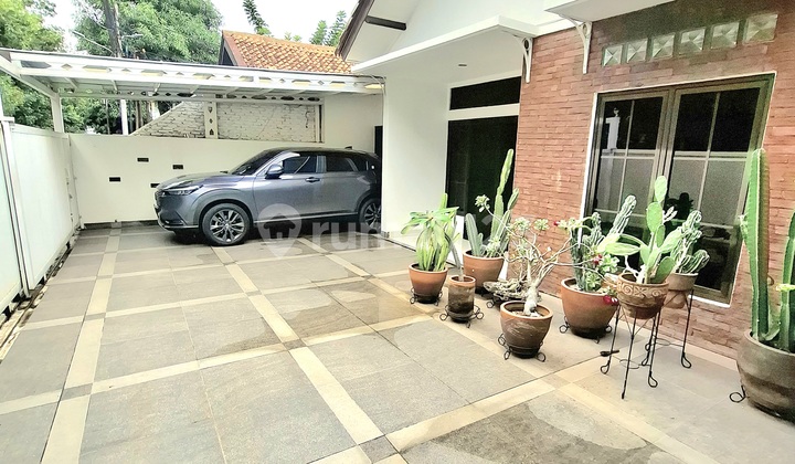 Affordable House Rare Location Ciragil Kebayoran Baru Senopati Area Wide Road Row