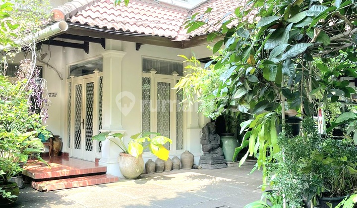 Super Elite Location House Rarely Available Hang Tuah Kebayoran Baru South Jakarta