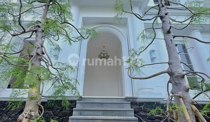 Rumah Classic Modern Kemang Siap Huni Harga Murah
