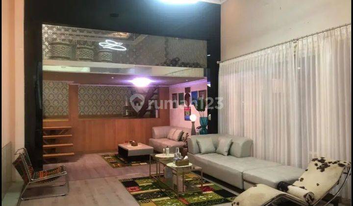 Dijual Rumah Ada Kolam Renang Manyar Kartika Surabaya Pusat  2