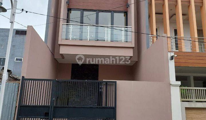 Dijual Rumah Baru Mulyosari Tengah Surabaya 1