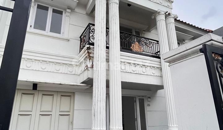 For Sale: Puri Surya Jaya House in Taman Athena, Sidoarjo 2