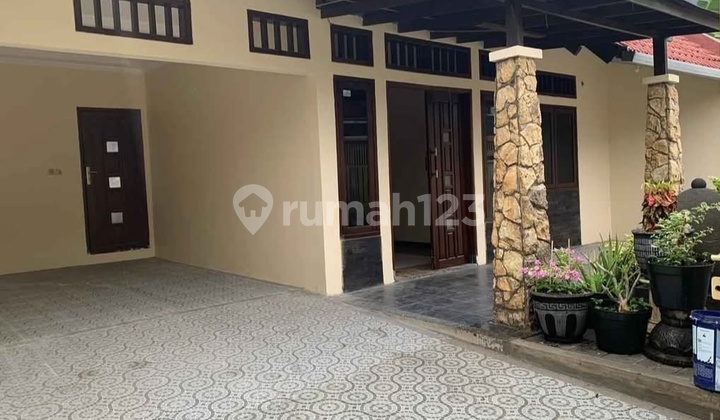 For Sale Ready-to-Occupy Rewwin House in Waru, Sidoarjo. 2