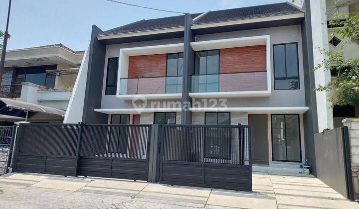 Dijual Rumah Baru Manyar Kertoadi Surabaya 1