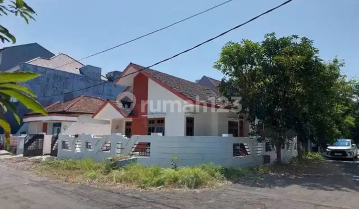 For Sale: Pondok Mutiara Sidoarjo City House