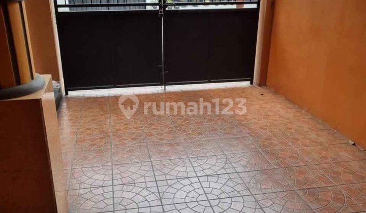 Dijual Rumah Jemursari Surabaya Lokasi Bagus 2