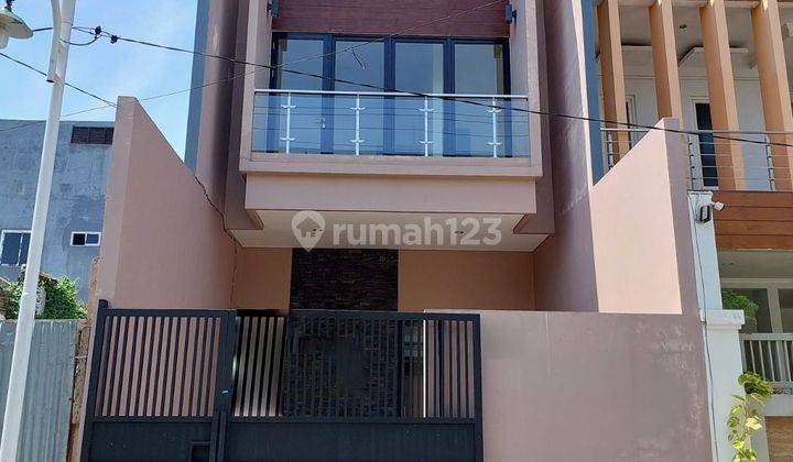 Dijual Rumah Baru Mulyosari Surabaya 1