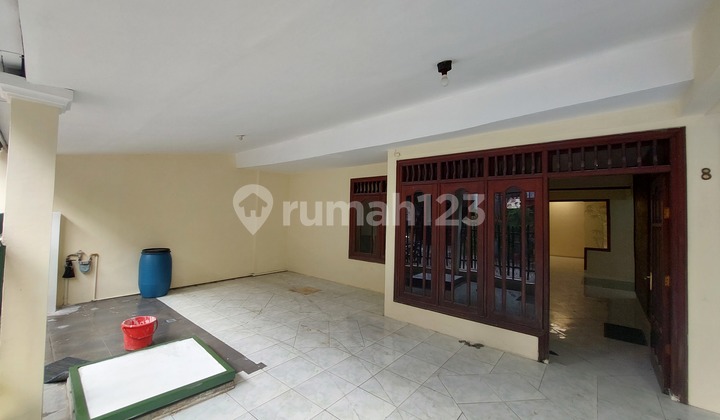 Disewakan Rumah Rungkut Barata Surabaya Timur 2