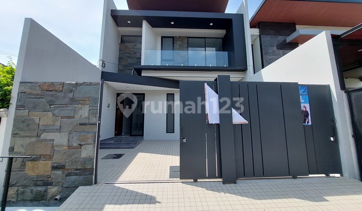 For Sale Newly Built House in Manyar Jaya, Surabaya