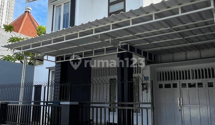 For Sale: Semampir Tengah House, Sukolilo, Surabaya