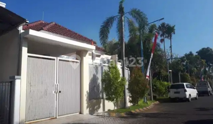 For Sale Central Park Gununganyar Surabaya House 2