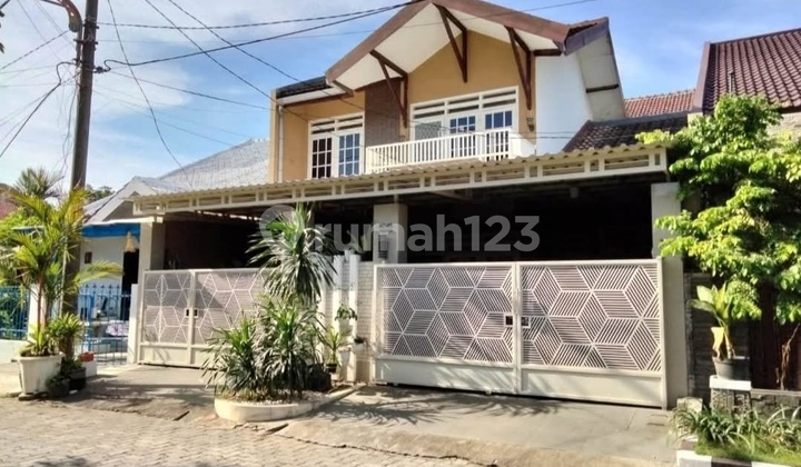 Dijual Rumah Ketintang Surabaya Selatan Siap Huni Dijual Rumah Ketintang Surabaya Selatan Siap Huni