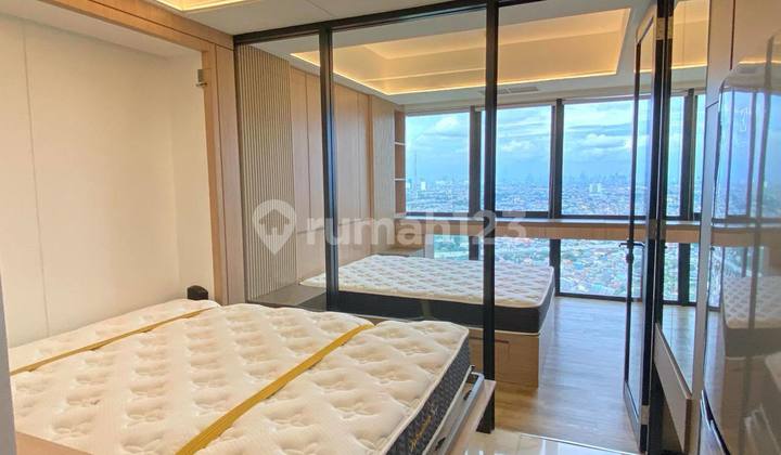 FOR RENT: THE SMITH APARTMENT 30TH FLOOR 2