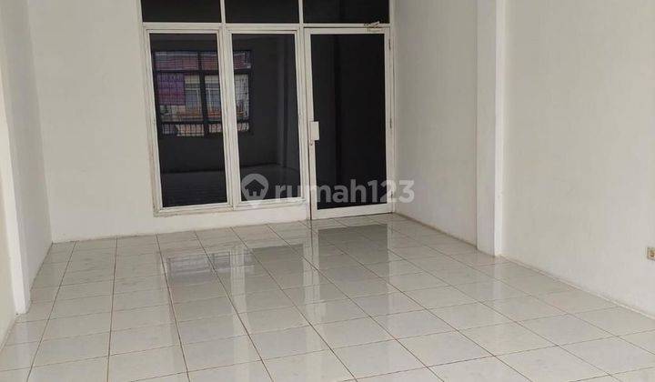 Disewakan murah ruko 3 lantai di Permata Palem 1