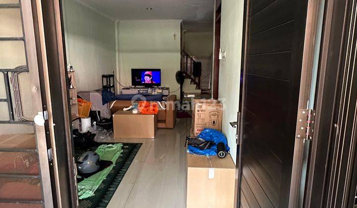 Dijual rumah rapi siap huni di Kosambi Bary Jakarta Barat 1