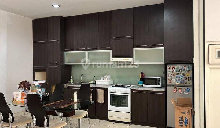 Dijual Rumah Rapi Full Furnished Di Taman Semanan Indah 1