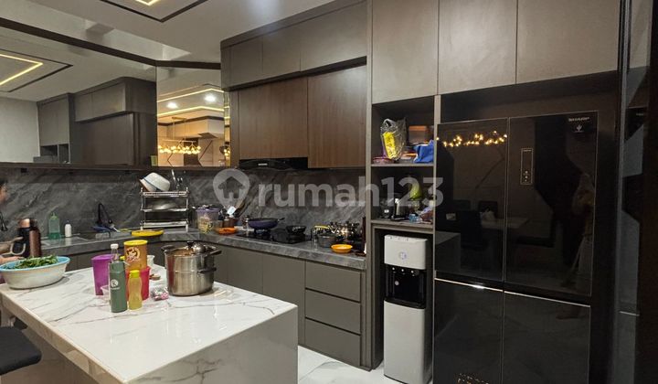 Rumah Cantik Full Furnished Di Citra 8 Aeromansion 2