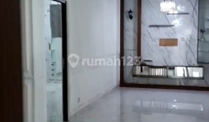 For Quick Sale: Tidy, Move-in Ready House in Citra 2, West Jakarta 2