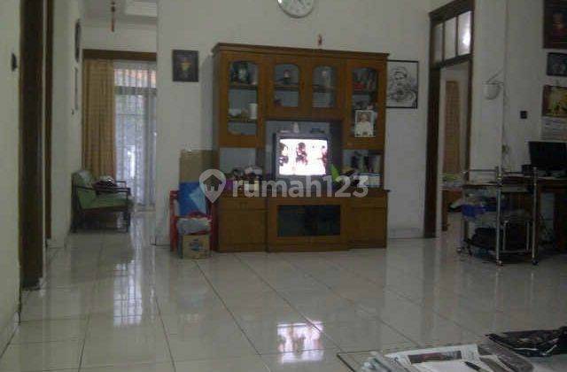 Dijual Rumah Kembar Baru Moch Toha 2