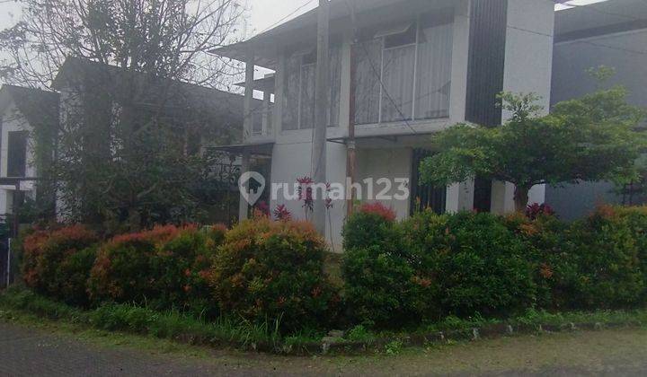 Dijual Rumah Bagus Cluster Capitol Dago Valley 1