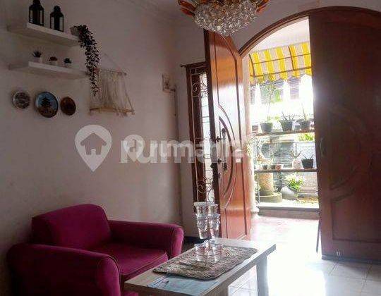 Rumah Bagus Semi Furnished SHM di Suryalaya Buah Batu, Bandung 2