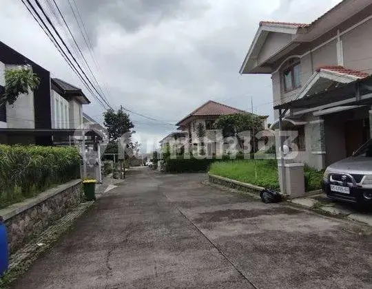 Dijual Rumah Cigadung Raya Barat 2