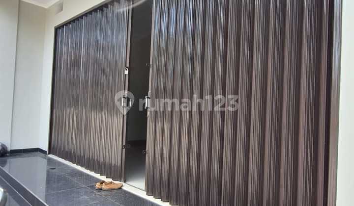 For Sale: Main Road Shop House in Kiaracondong, Bandung 2