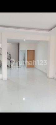 For Sale: 1 New 2-Story House in DPRD Complex. 2