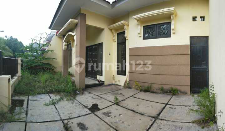 For Rent Palm Spring Regency House Jambangan Surabaya 12x20 3 Bedrooms+1 Ready to Live In Affordable