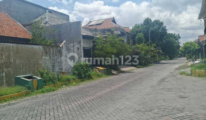 5 Minutes Walk to Ubaya Campus, 400M² Land Ready for Exclusive Boarding House in Rungkut Mejoyo Ubaya - Surabaya 2