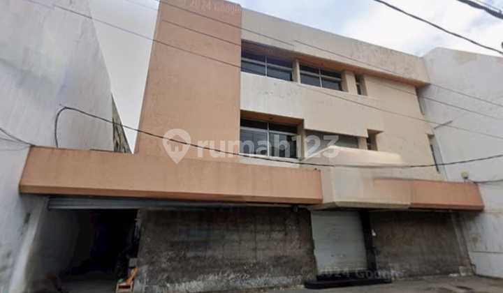 FLASH SALE NEGO PUOOL Gedung Ex Kantor Dekat Slompretan Surabaya 3 Lantai 2060m2 Terawat Siap Pakai FLASH SALE NEGO PUOOL Gedung Ex Kantor Dekat Slompretan Surabaya 3 Lantai 2060m2 Terawat Siap Pakai