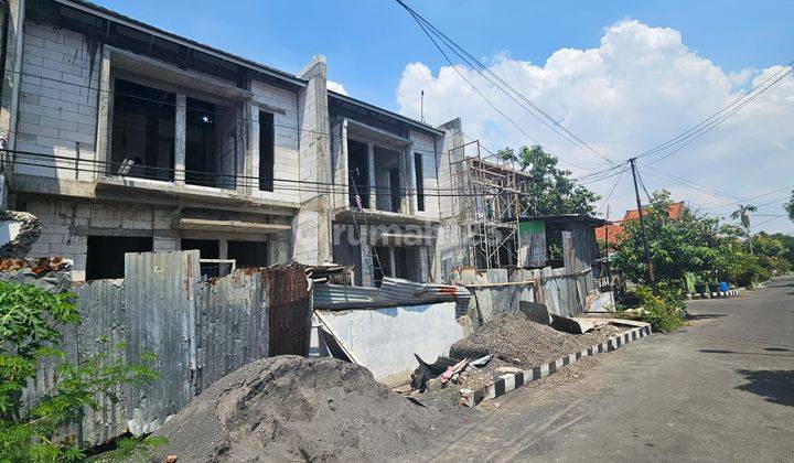 Spek Tinggi Rumah 2 Lantai Minimalis Rungkut Asri Surabaya Timur Baru Gress 3 Unit Jalan Lebar 2