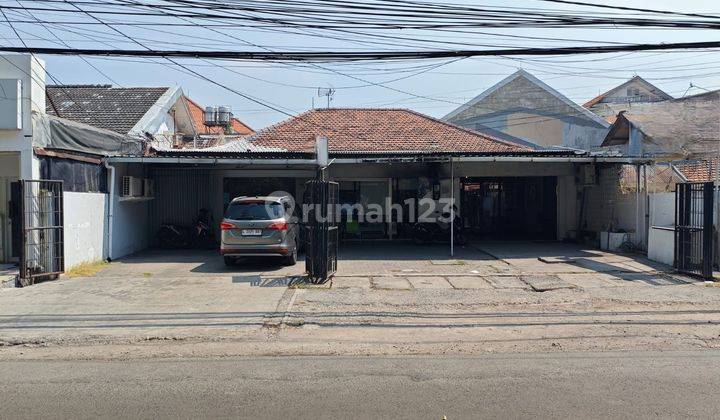 Dekat Kampus Ubaya Disewakan Rumah Raya Tenggilis Surabaya 400m2 Cocok Utk Cafe Resto, Klinik, Franchise minimarket dll 1