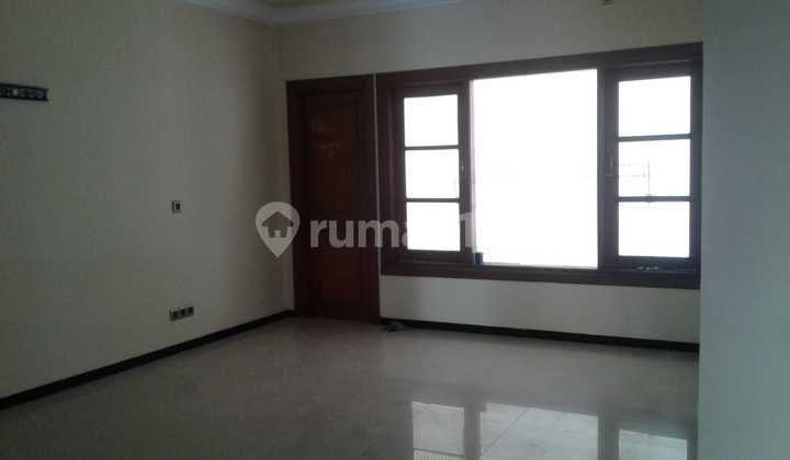 Rumah Sewa Nyaman di Kawasan Tertata Jemursari Regency Surabaya Selatan 2