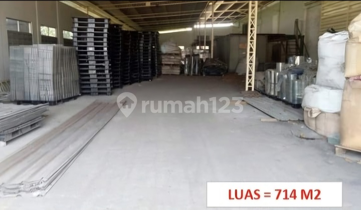 For Rent: Bambe Driyorejo Gresik Warehouse 9250m2 Near Diamond Ceramics Ready to Use