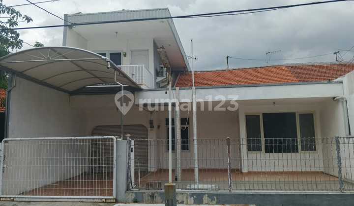 Disewakan Rumah 2 Lantai Rungkut Mejoyo Selatan - Dekat Ubaya & Area Kerja Rungkut Surabaya Timur
