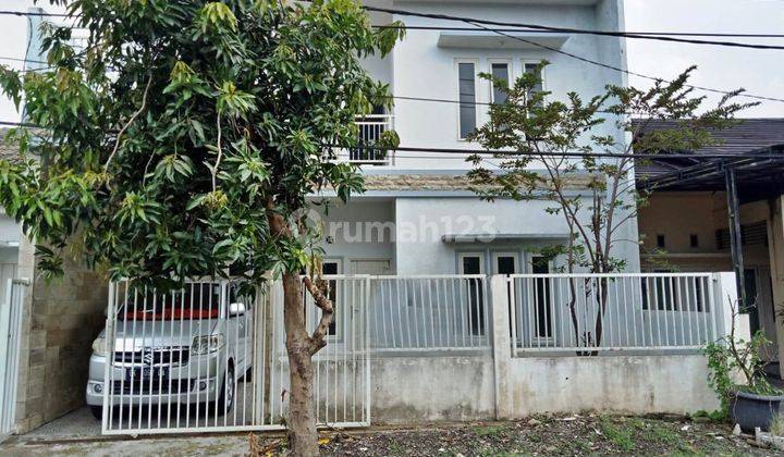 DEKAT GATE MASUK Rumah Minimalis 2 Lantai Putri Juanda Sidoarjo 1