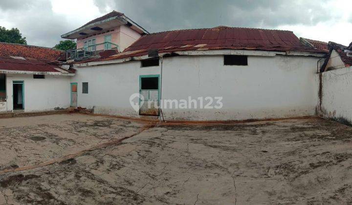 BARANG LANGKA HITUNG TANAH SAJA Rumah Lama Pusat Kota Banyuwangi 2