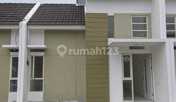 tampak depan baru gress belum pernah dihuni