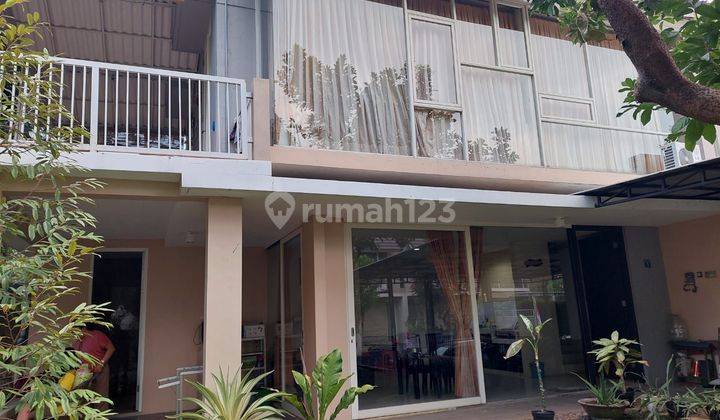 TANAH LUAS BONUS TAMAN HIJAU Rumah Villa 2 Lantai Taman Dayu Pandaan Semi Furnished Lihat Pasti Suka 2