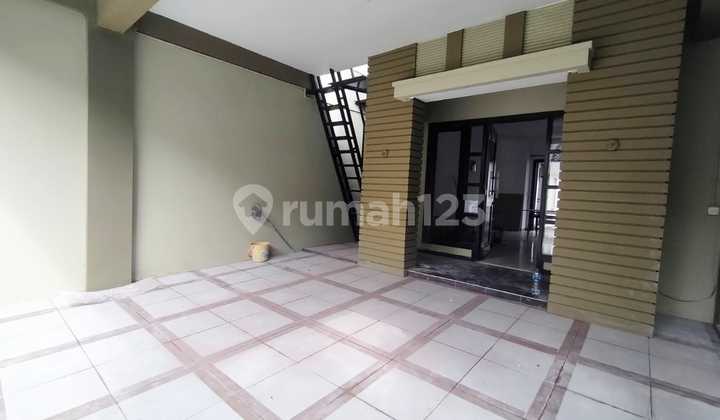 UPGRADE RENOV CIAMIK Rumah Central Park Ahmad Yani Surabaya 2 Lantai 8x18 SHM Belakang Polda Jatim