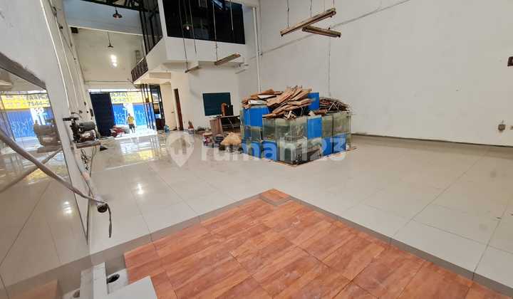 NO. CIAMIK HIGHWAY GREAT FOR BUSINESS FOR RENT Warehouse Jendra Sudirman Mojokerto City 8x21 With Office 2 Floors Suitable For Expedition, Distributor, Showroom, etc. NO. CIAMIK HIGHWAY GREAT FOR BUSINESS FOR RENT Warehouse Jendra Sudirman Mojokerto City 8x21 With Office 2 Floors Suitable For Expedition, Distributor, Showroom, etc.