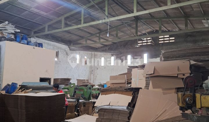 Medokan Asri Rungkut East Surabaya House 13x30 Freehold Title, Suitable for Warehouse, Workshop, Garage, etc. Land Price IDR 7 Million per m2. 2