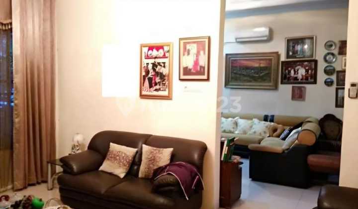 Rumah Medokan Asri Rungkut Surabaya Timur 13x25 SHM 2 Lantai Ada Kost 8KT Income 7Jtan/Bulan Dkt Kampus UPN, Univ.Terbuka & RS.Eka Chandrarini