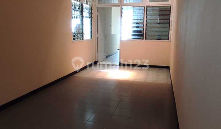 Rungkut Mapan House East Surabaya 312m2 New SHM Renovated Ready to Occupy Quick Sale Developer Price 2