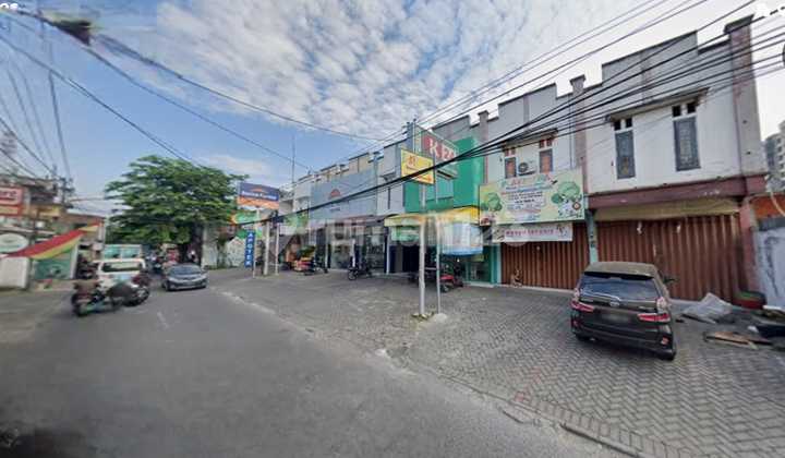 For Rent: Kebonsari Jambangan Surabaya Shop House, 2 Floors, Spacious Parking, Busy Traffic, Suitable for Clinic, Restaurant, Office, Etc. 2